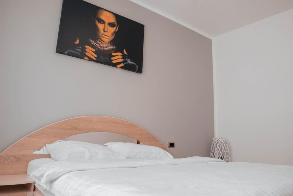 Apartament Zona Coresi Mall Brassó Kültér fotó